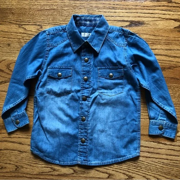 Boys Soft Chambray Cotton Shirt - Picture 6 of 6